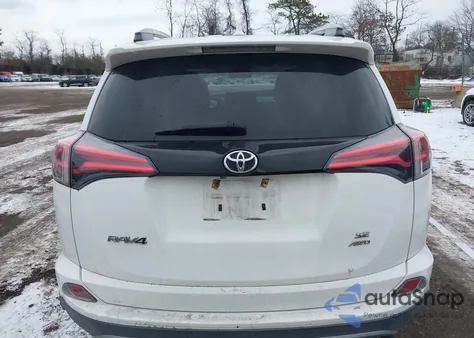 2018 Toyota Rav4 Se z USA, uszkodzony, nr VIN 2T3JFREV3JW732406